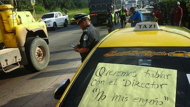Reabren vía en Chepo; taxistas se reunirán con autoridades de la ATTT