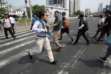 Perú defiende estado de emergencia en Lima y atribuye violencia a ‘criminales venezolanos’