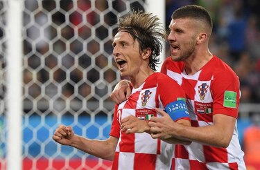Con autogol y penalti, Croacia derrota a Nigeria