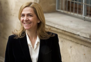 Hija del rey Juan Carlos niega responsabilidad en caso de presunta corrupción