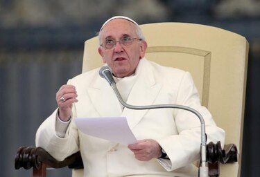 Papa dice que el adulterio es pecado grave y no un problema que resolver