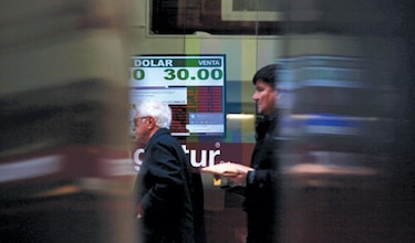 Argentina asume nuevas medidas de ajuste fiscal