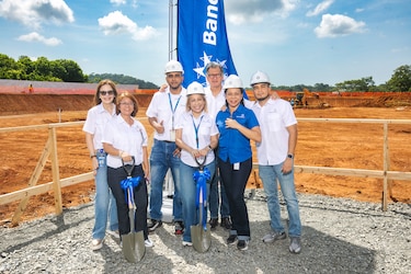 Banco General coloca primera piedra de nuevo Centro Operativo en Panamá Oeste