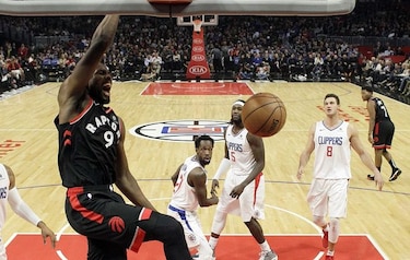Raptors barren a Clippers, Rockets vencen a Blazers con triple-doble de Paul