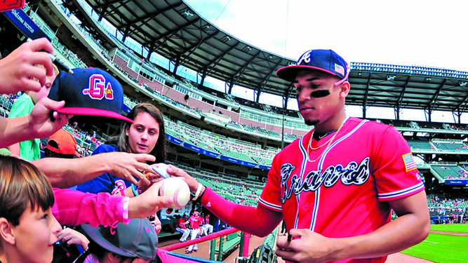 Águilas pegan primero en final dominicana