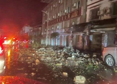 Tres muertos y decenas de heridos en terremoto en la provincia china de Sichuan