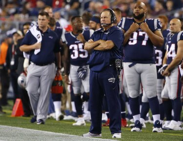Patriots inician la defensa de su título ante Chiefs