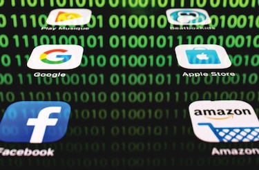 Estados Unidos advierte a las empresas sobre la publicación de falsos elogios en la web