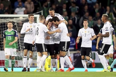Alemania sella boleto para defender su reinado