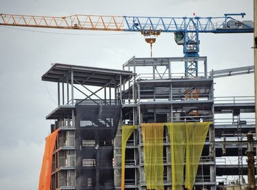 Construcción estrenará  salarios en julio