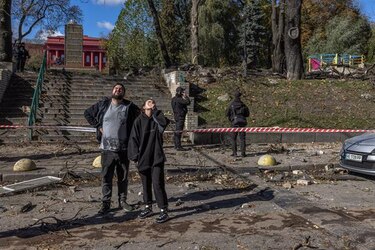 Rusia lanza 83 misiles en Ucrania y Putin amenaza con más bombardeos civiles