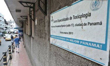 Víctimas de medicinas envenenadas se quedan sin centro de atención
