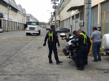 Fallece mujer tras ser arrollada por vehículo articulado en Colón