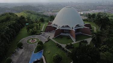 La cúpula blanca que mira a Panamá desde la montaña: el Templo Bahá’í