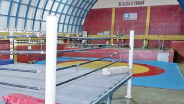 Agoniza el gimnasio Máster Gómez en Barraza