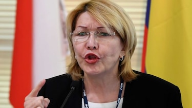 Asamblea Nacional de Venezuela pedirá a exfiscal las pruebas contra Maduro