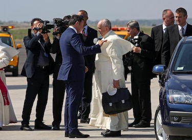 El papa Francisco emprende su viaje hacia Corea del Sur