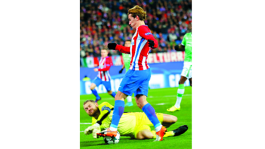Barça y Atlético ganan