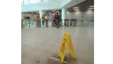 Contrato de aseo de la línea 1 atrae a nueve compañías