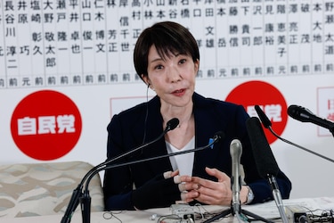 Takaichi promete continuidad entre previsiones de gran victoria electoral en Japón