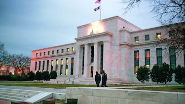 Neel Kashkari apunta a plan de reducción
