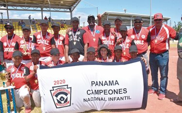 Coclé se lleva los honores