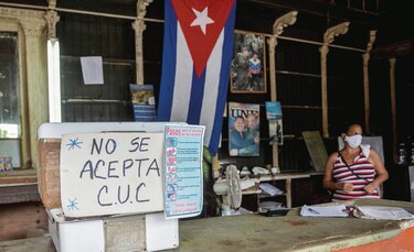 Cubanos empiezan 2021 con la cruda realidad del alza de precios