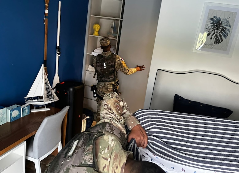 Carros blindados, joyas, relojes, lo que hallaron las autoridades en la operación Ballena