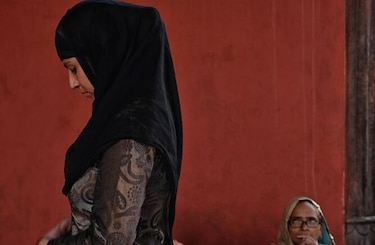India ofrecerá transporte gratuito a mujeres