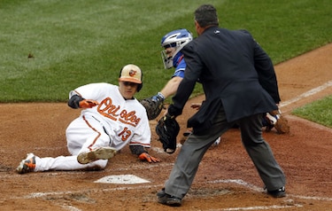 Azulejos descansan a sus titulares y caen ante Orioles