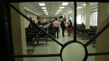 Piden llamamiento a juicio para 29 personas por caso de red de corrupción en el Órgano Judicial
