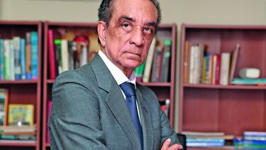 Arroyo y una lectura pública