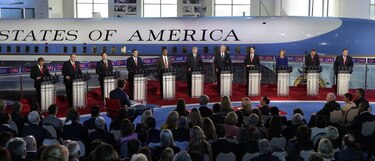 Rivales de Trump critican su 'falta de comprensión' sobre política exterior