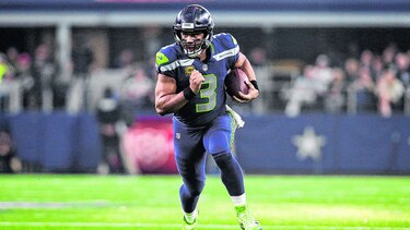Seahawks y Falcons siguen con vida