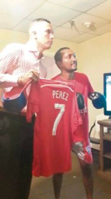 El panameño Blas Pérez, feliz en Dallas