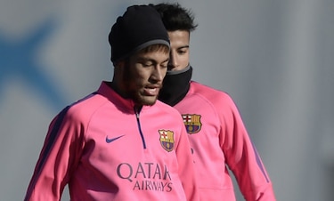 Messi, Neymar y Alves se reincorporan a los entrenamientos