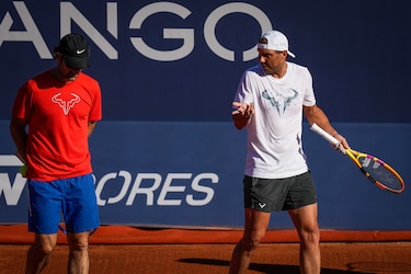 Nadal se prueba en Barcelona en medio de una gran expectación