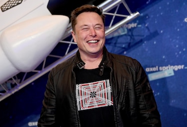 Musk restablece la cuenta de Donald Trump en Twitter tras encuesta a favor