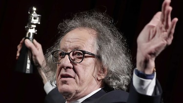 Geoffrey Rush dimite de la Academia de Cine australiana