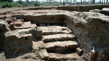 Descubren 'enorme' edificio antiguo en Egipto