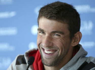 Phelps anuncia su compromiso de matrimonio con la Miss California 2010