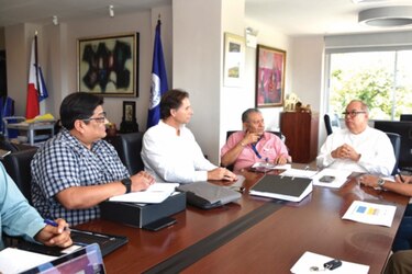 El seguro social y FCC ponen cartas sobre la mesa