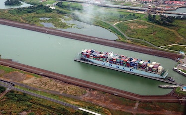 Canal de Panamá refuerza ahorro de agua por la sequía