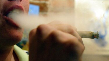 Alaska, primer estado 'republicano' de EU donde ya se puede fumar marihuana