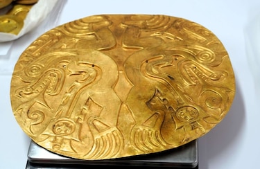 Nuevas imágenes de las piezas de oro y cerámica encontradas en Coclé