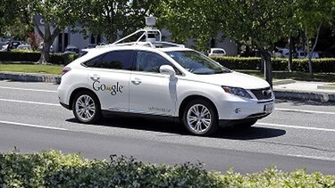 Google hará reportes mensuales sobre carros sin conductor