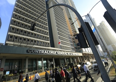 Contraloría destina $3 millones a seguros de salud, vida y accidentes para sus funcionarios