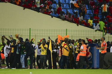Semifinal entre Guinea Ecuatorial y Ghana fue interrumpida tras incidentes en las gradas