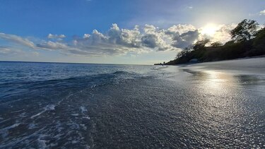 Playa Grande: Un punto solitario para disfrutar del Pacífico