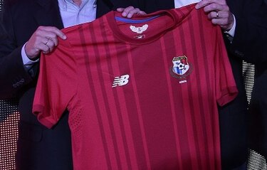 Se incautan de camisetas de la selección panameña provenientes de Perú
